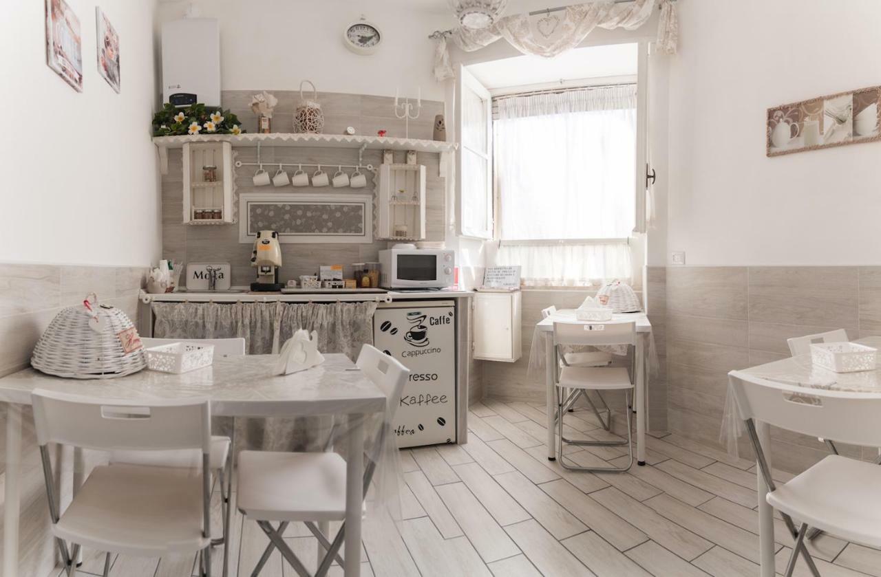 Il Frangipane Acomodação com café da manhã Formia Exterior foto
